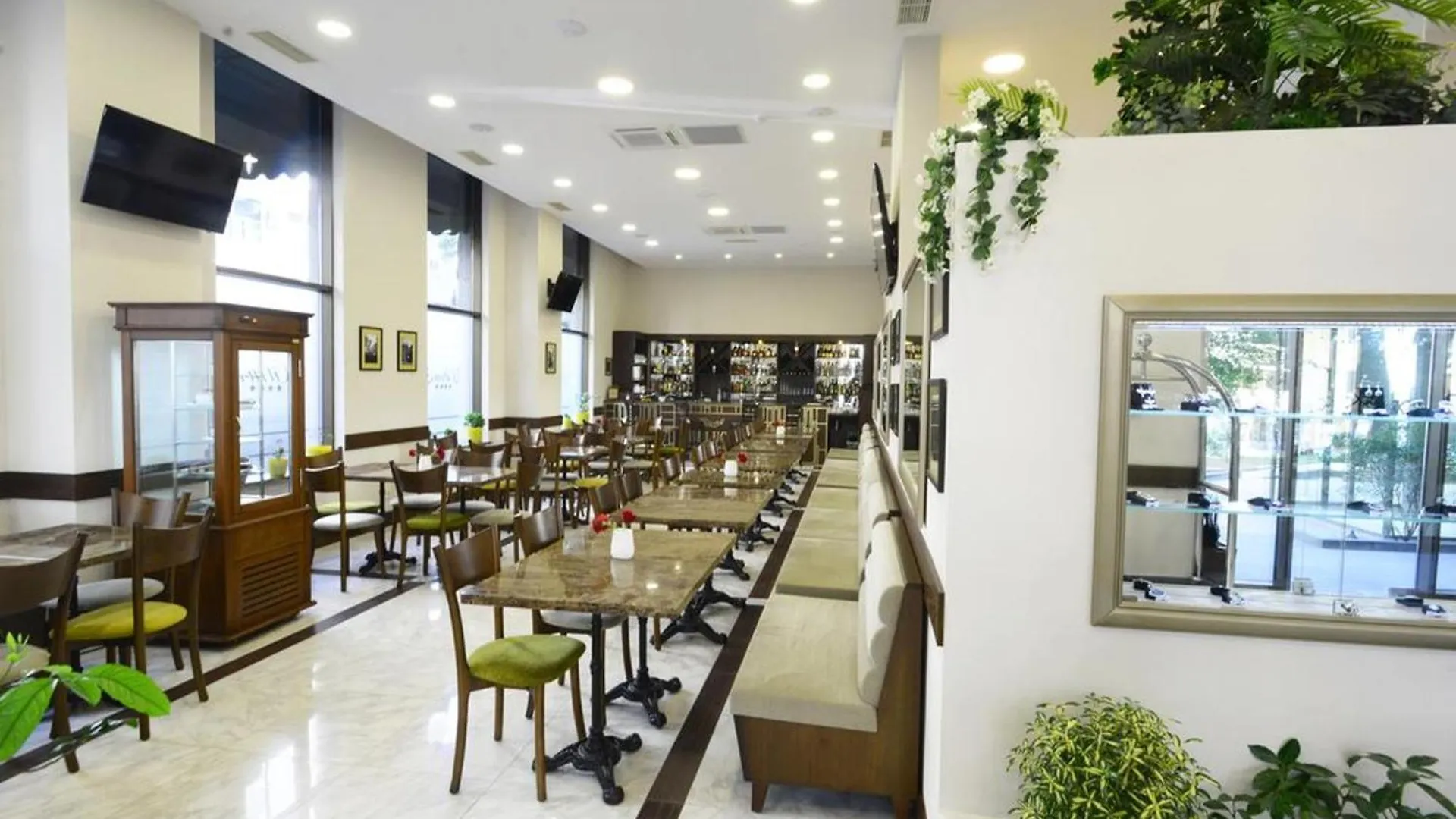 Premium 2 Bedroom Apartment Lll Tbilisi 0*,  Georgië